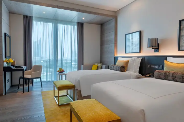 Дубай: Taj Jumeirah Lakes Towers