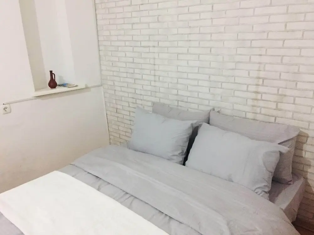 Тбилиси: My little house on Kostava