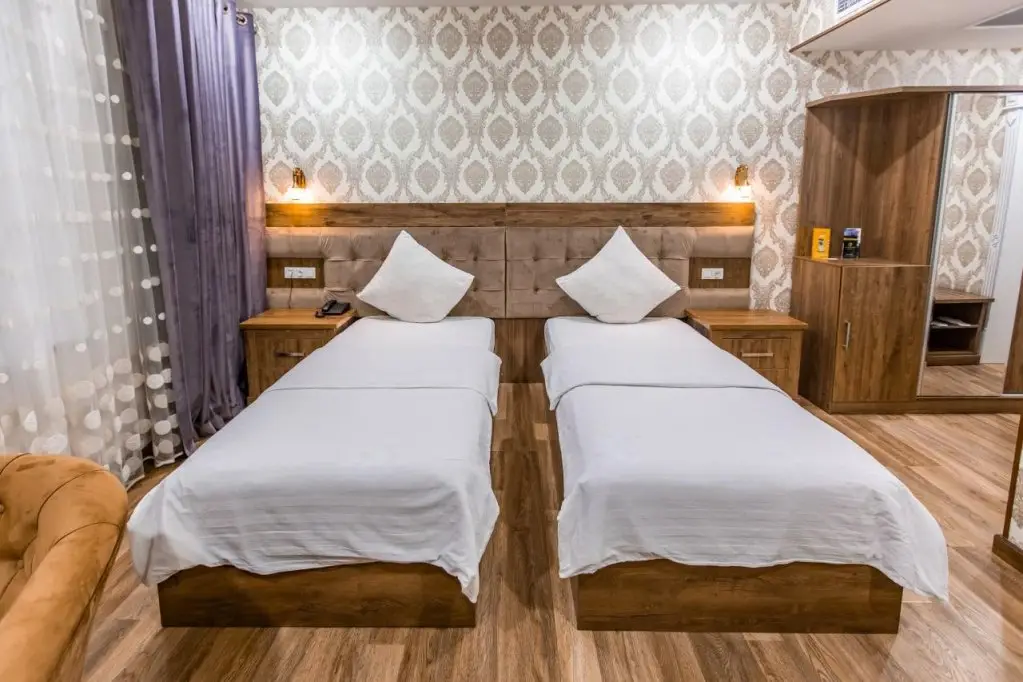 Наманган: Oydin Plaza Hotel (Ойдин Плаза)