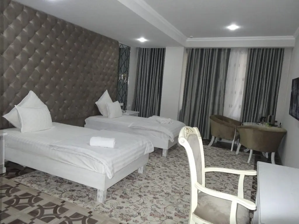 Наманган: Oydin Plaza Hotel (Ойдин Плаза)
