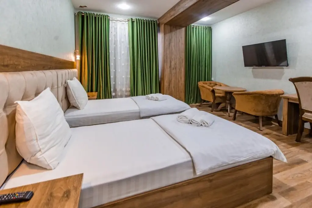 Наманган: Oydin Plaza Hotel (Ойдин Плаза)