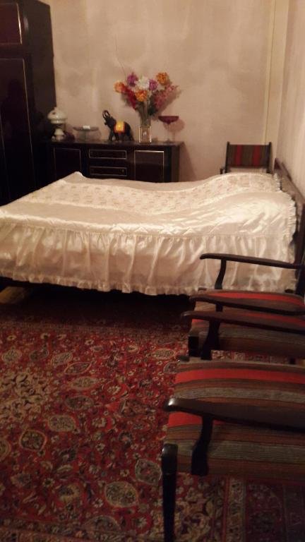 Гянджа: Apartment at Narimanov 151