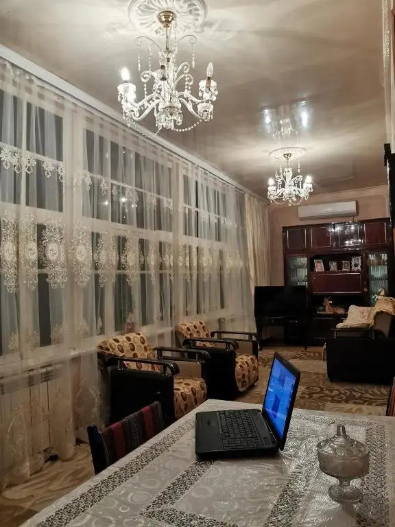 Гянджа: Apartment at Narimanov 151