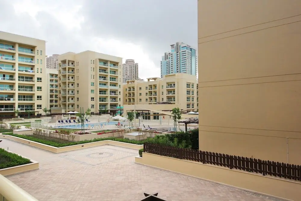 Дубай: New Arabian Holiday Homes- Al Dhafara