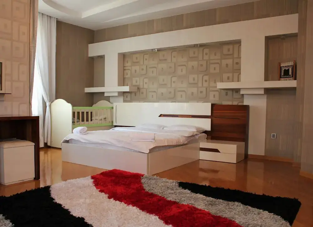 Баку: Apartment on Akademik Sh. Azizbayov 88a
