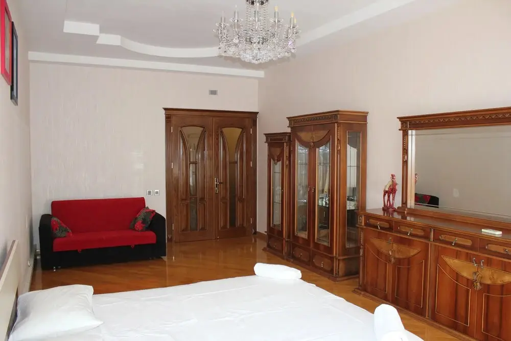 Баку: Apartment on Akademik Sh. Azizbayov 88a