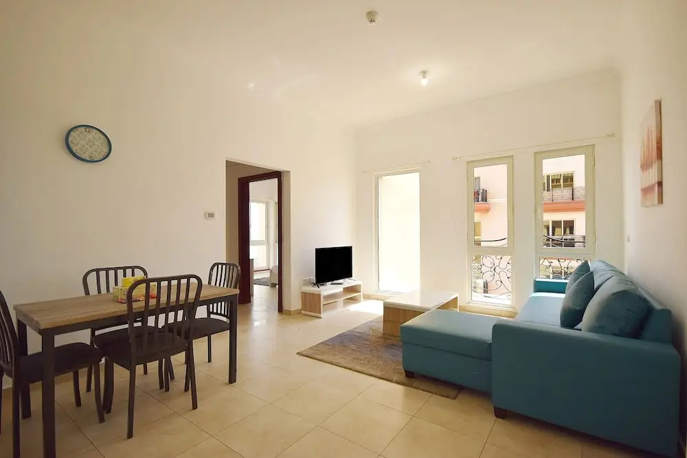 Дубай: Key Host  - Canal Residence Euro