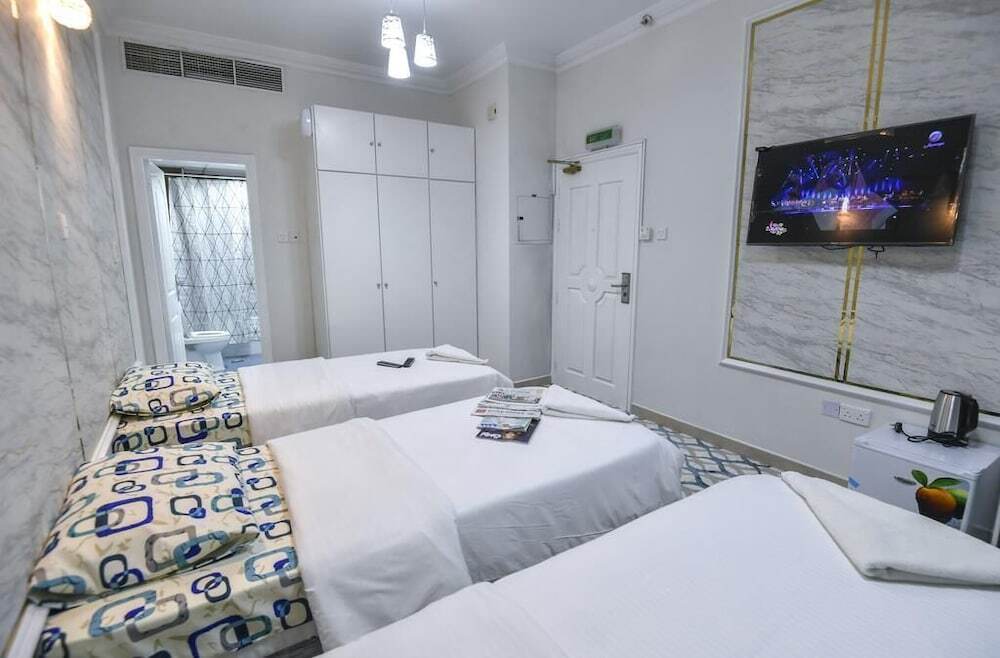 Дубай: Dream White Hotel