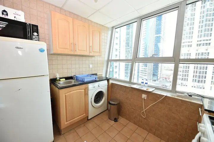Дубай: One Bedroom Apt. in JLT near Metro Station -AWD