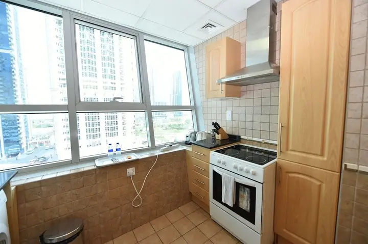 Дубай: One Bedroom Apt. in JLT near Metro Station -AWD