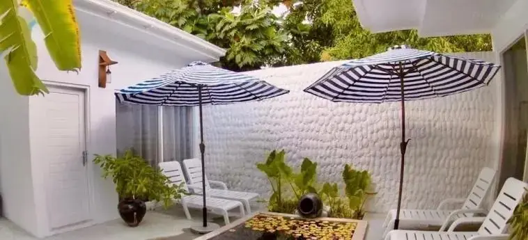 Фенфуши: Отель Kite And Dive Village Fenfushi 