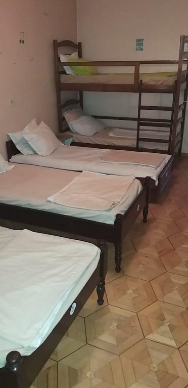 Ереван: Shamrock Hostel 18