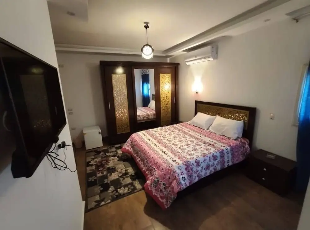 Гиза: The Lotus Guest House - 3 Pyramids View