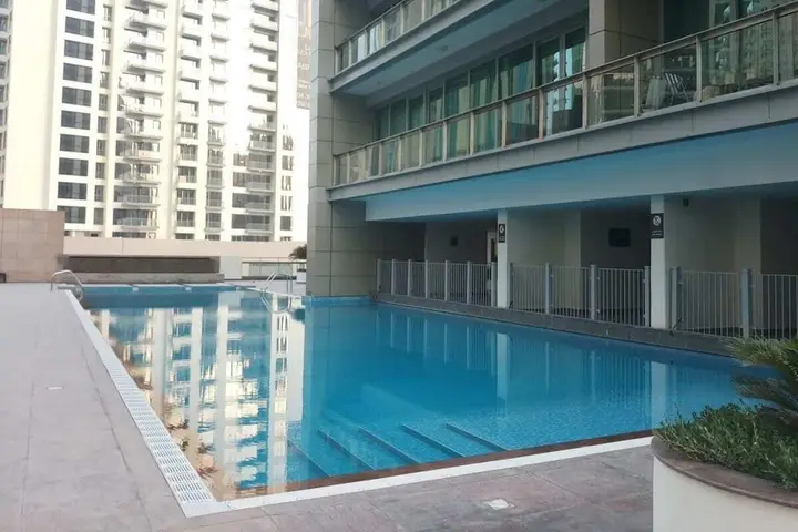 Дубай: Luxurious Downtown Apartment by Burj Khalifa