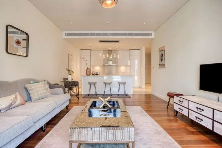 Дубай: Captivating Apt in City Walk Pool View!
