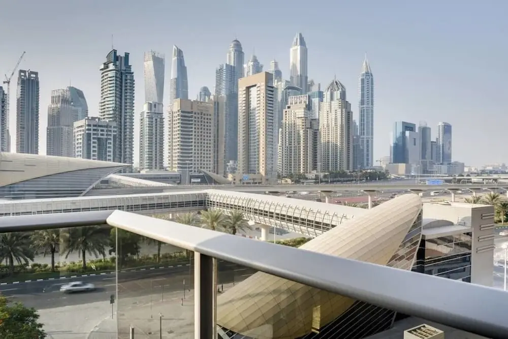 Дубай: Stunning Apartment Next To Damac Metro Station