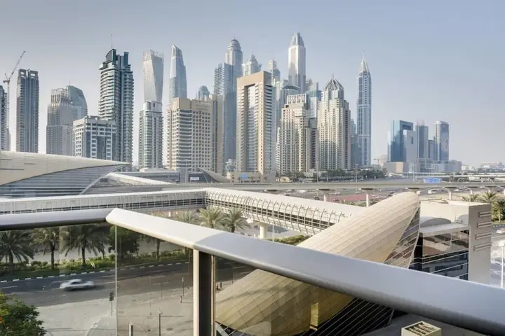 Дубай: Stunning Apartment Next To Damac Metro Station