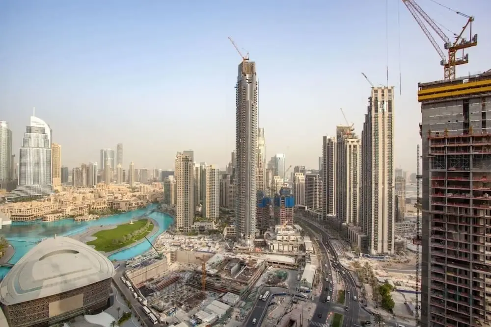 Дубай: Bright Apartment, Steps Away To Burj Khalifa