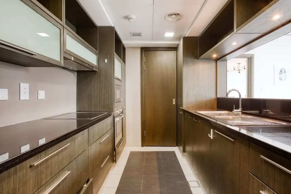 Дубай: Bright Apartment, Steps Away To Burj Khalifa