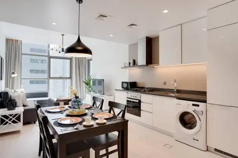 Modern Apartment with Amazing Infinity Pool — фото 1