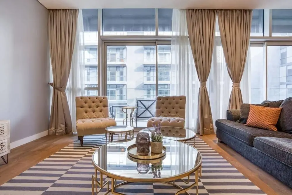 Дубай: Luxurious, Vast & Airy Apartment in City Walk