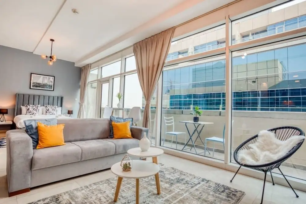 Дубай: Chic & Cosy Apartment in Bay Square