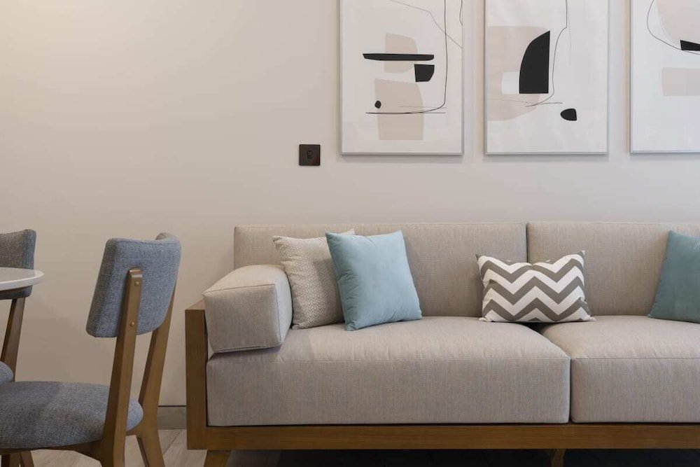 Дубай: Superb 1Br Apartment In Arjan Priva Living