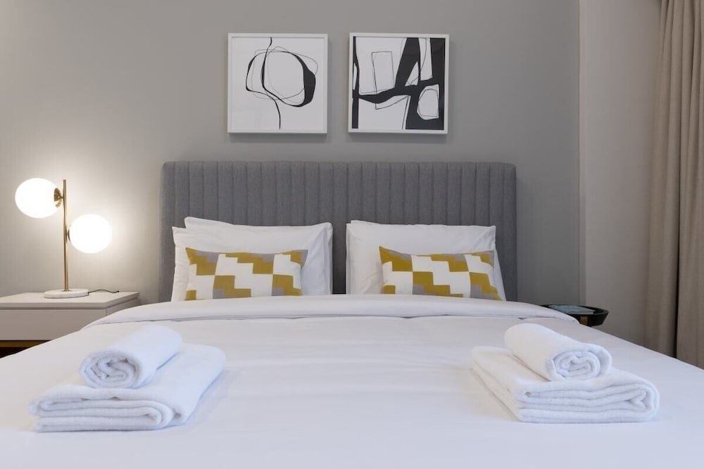 Дубай: Stunning 2Br Apartment @ Priva Living, Arjan