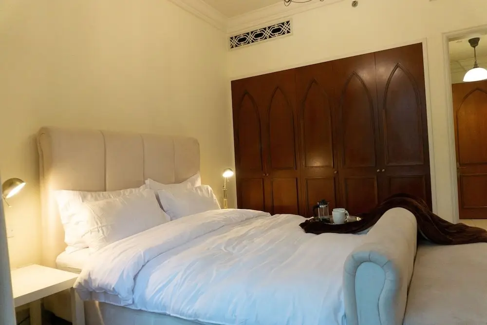 Дубай: Airbetter Souk Al Bahar