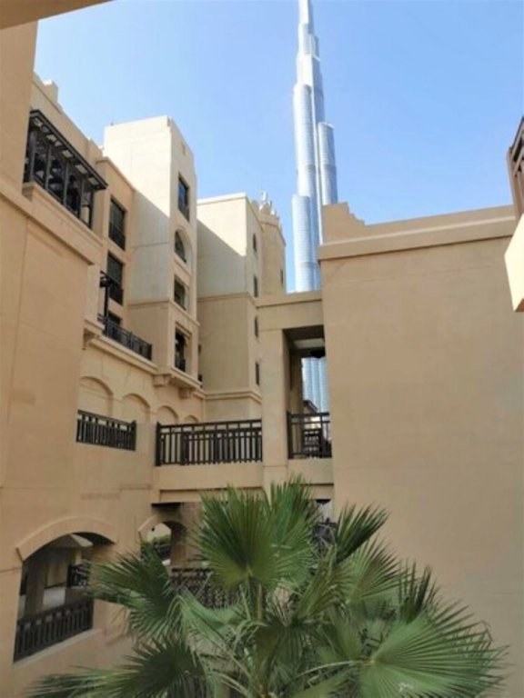 Дубай: Airbetter Souk Al Bahar