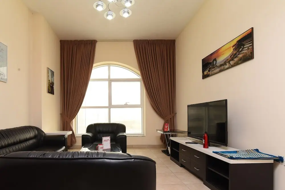 Дубай: OYO Home 2351BHK Capitol Tower DIC