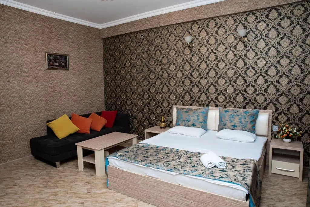 Баку: Отель Sebail Inn — хостел