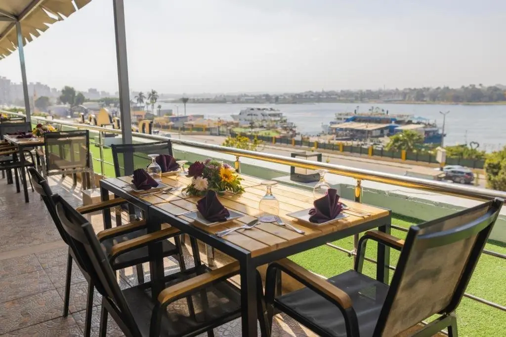 Каир: Loaloa Nile Maadi Hotel