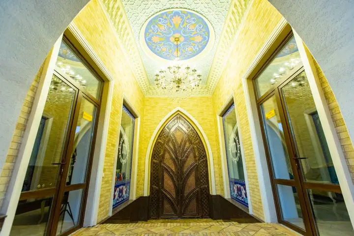 Ташкент: Mirzo Boutique Hotel
