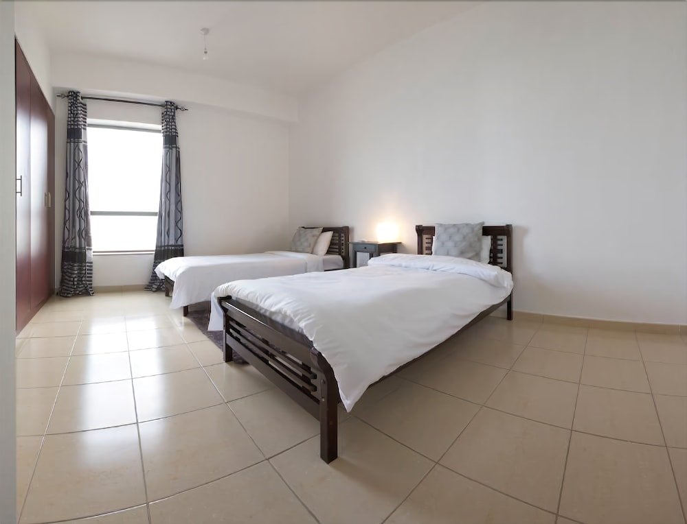 Дубай: Rojen Luxury Apartments