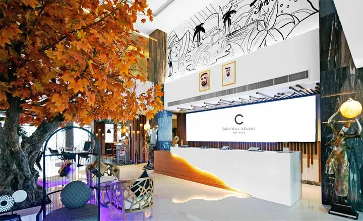Дубай: C Central Resort the Palm
