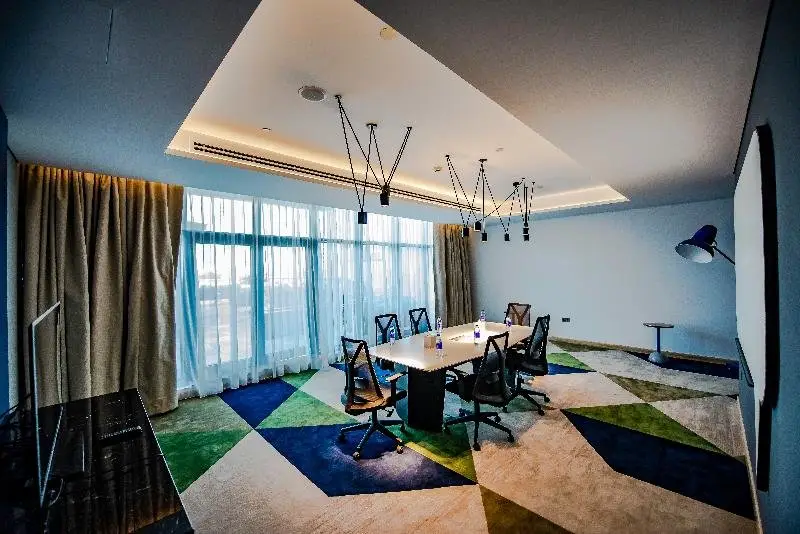 Дубай: La Vie Gardens Hotel Apartments