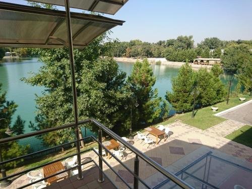 Ташкент: LAKE PARK hotel