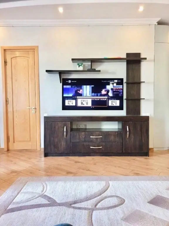 Тбилиси: The Apartament is Located 500 Meter From the Central Market