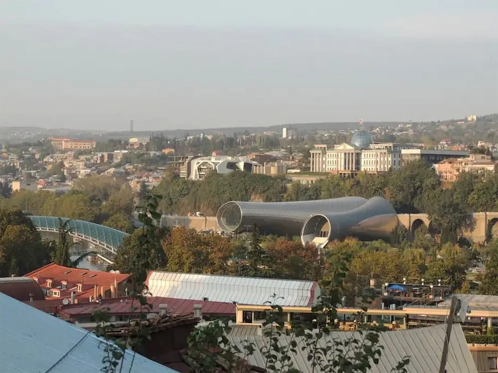 Тбилиси: The Apartament is Located 500 Meter From the Central Market