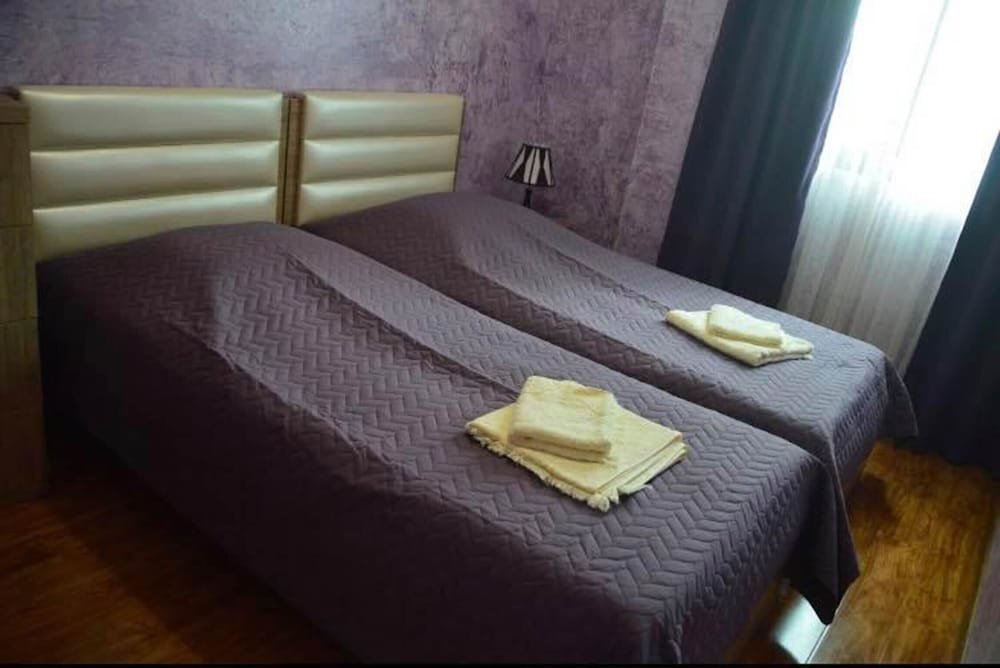Батуми: When visiting Batumi this 2 bedroom apartment is a great choice