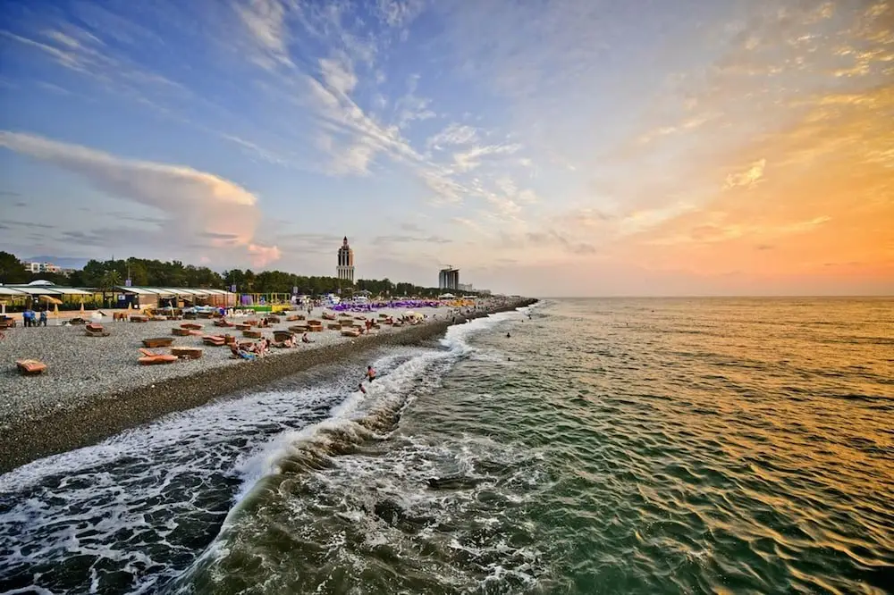 When visiting Batumi this 2 bedroom apartment is a great choice — фото 1