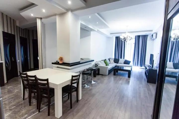 Тбилиси: Tbilisi City Center Luxury Apartment #14