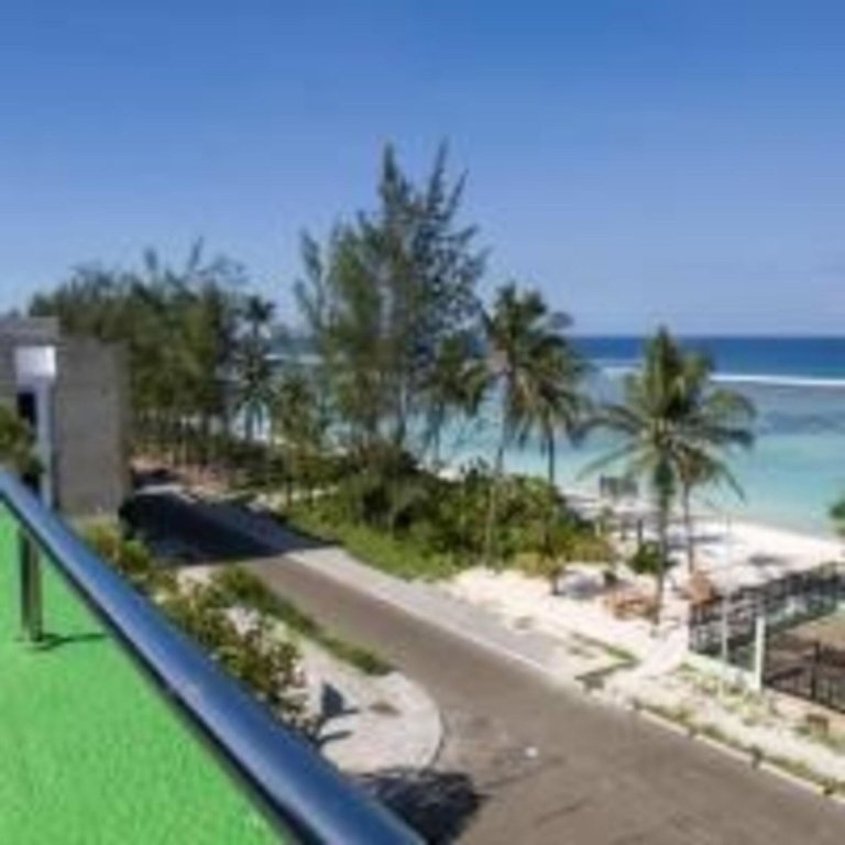 Северный атолл Мале: City Beach Hotel