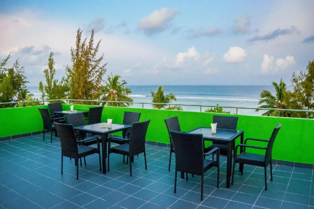 Северный атолл Мале: City Beach Hotel
