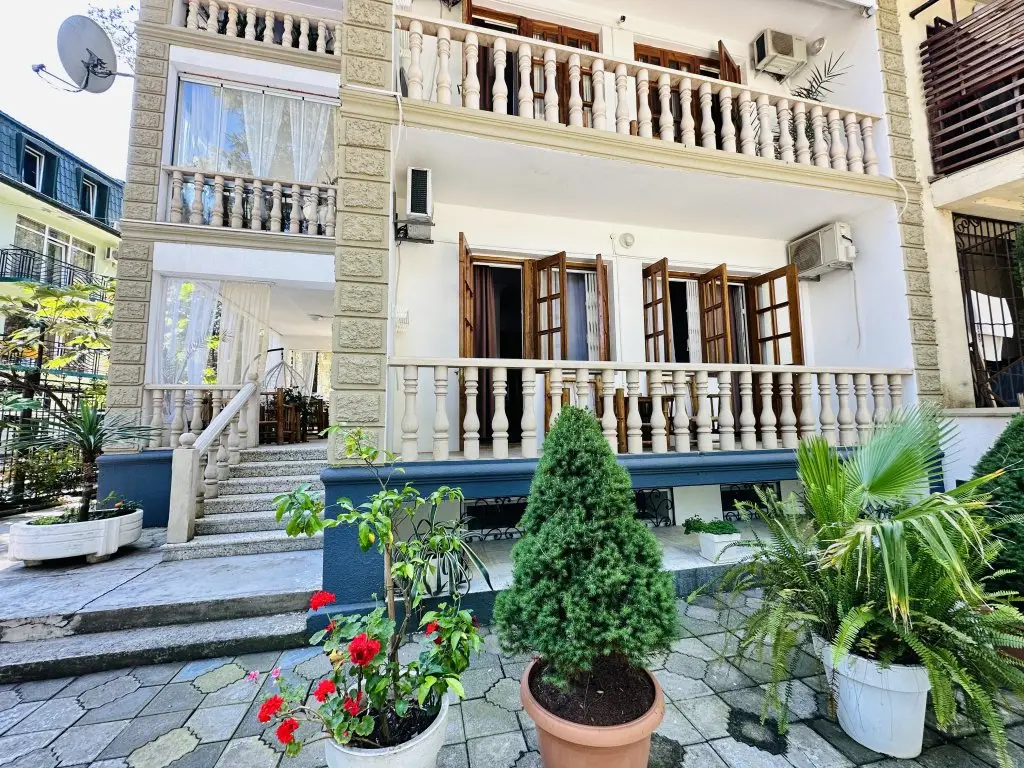 Уреки: Karakum Mini-Hotel	
