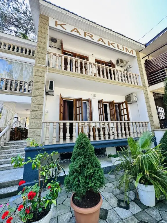 Уреки: Karakum Mini-Hotel	