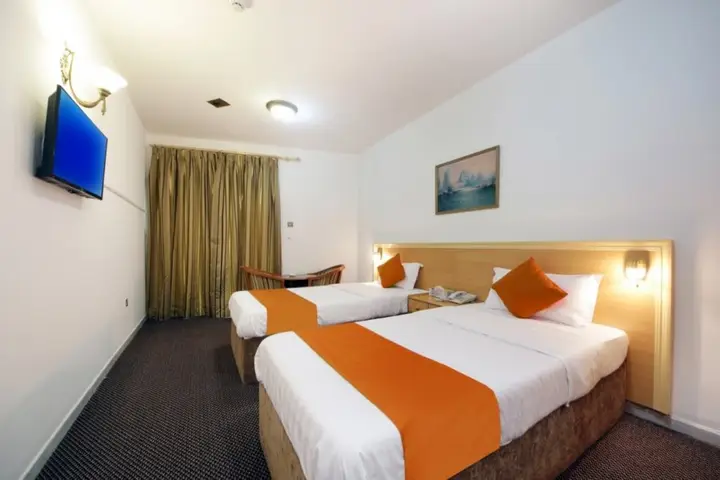 Дубай: Dallas Hotel