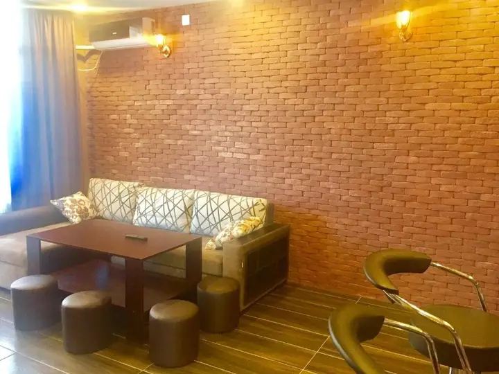 Батуми: Marnika Apartment