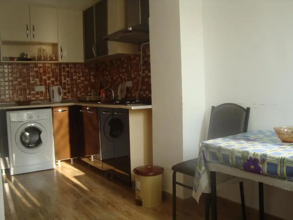 Ереван: Apartments Azatutyan Avenue 19